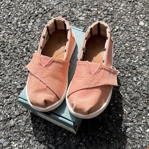 Tiny Toms Heritage Canvas classic
